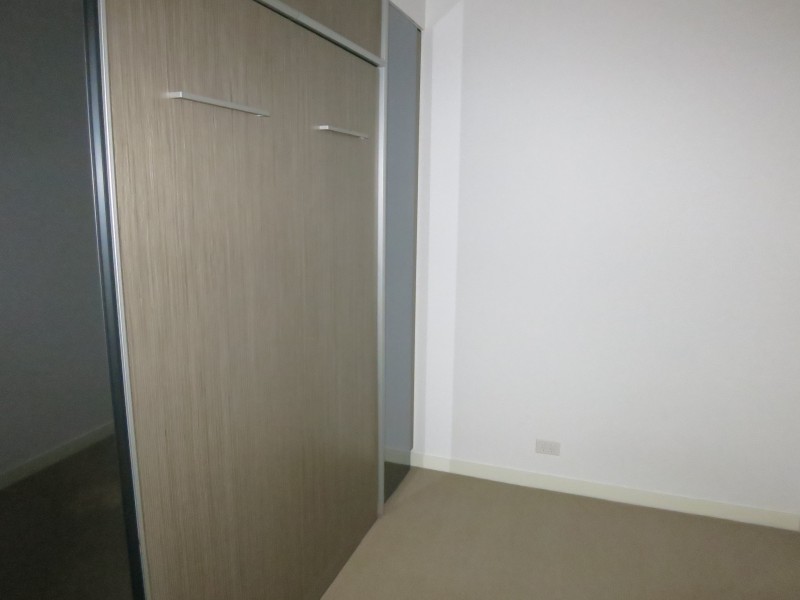 1714/50 Albert Road, South Melbourne VIC 3205