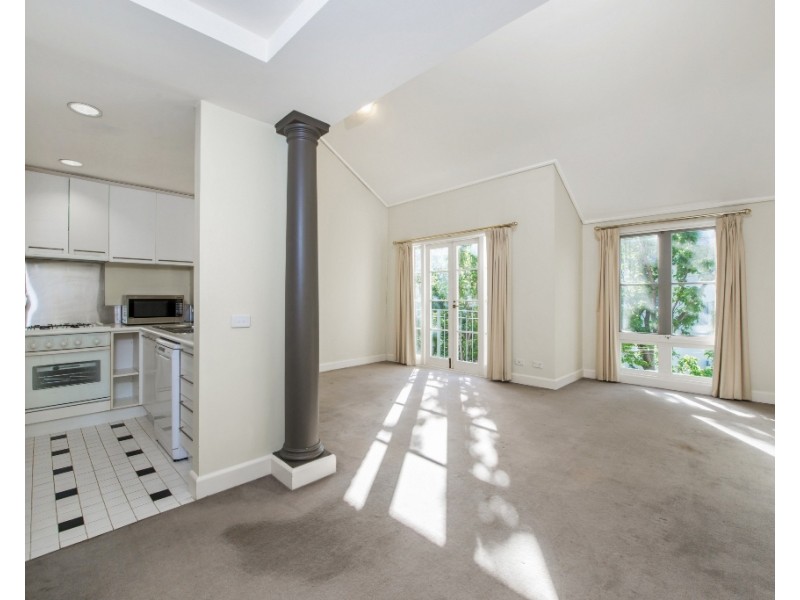 29/211 Wellington Parade South, East Melbourne VIC 3002