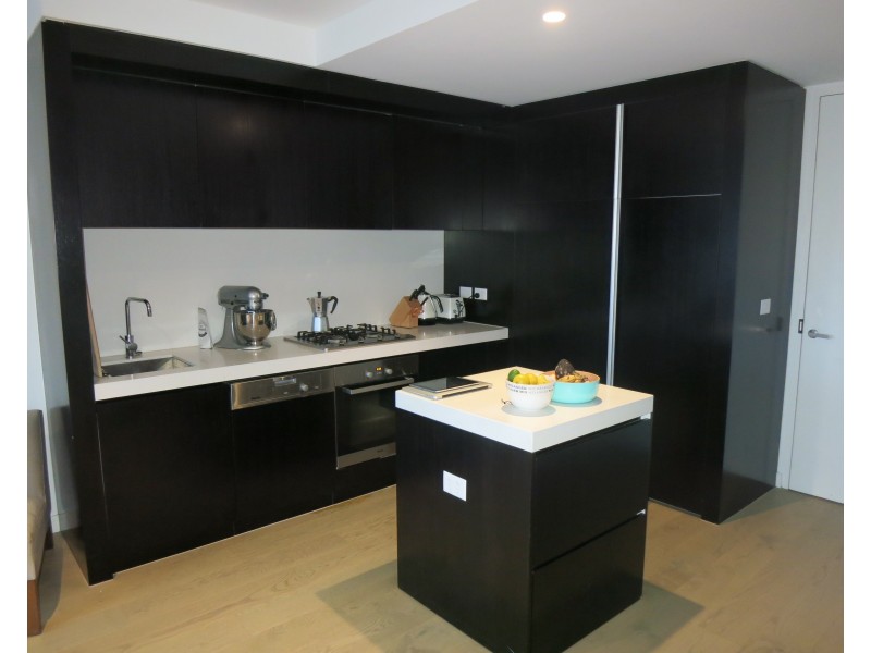 1711/50 Albert Road, South Melbourne VIC 3205