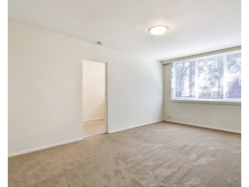 4/27 Powlett Street, East Melbourne VIC 3002