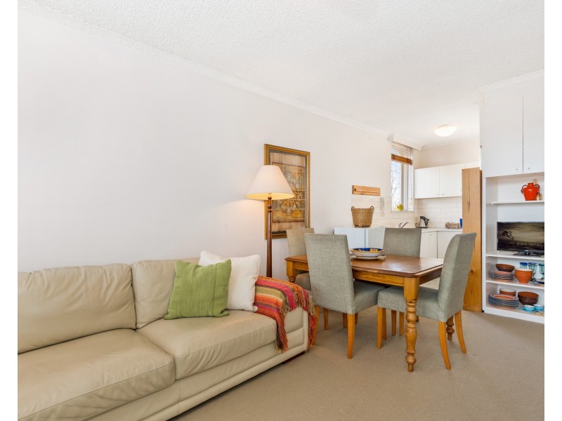 14/1 Acland Street, St Kilda VIC 3182