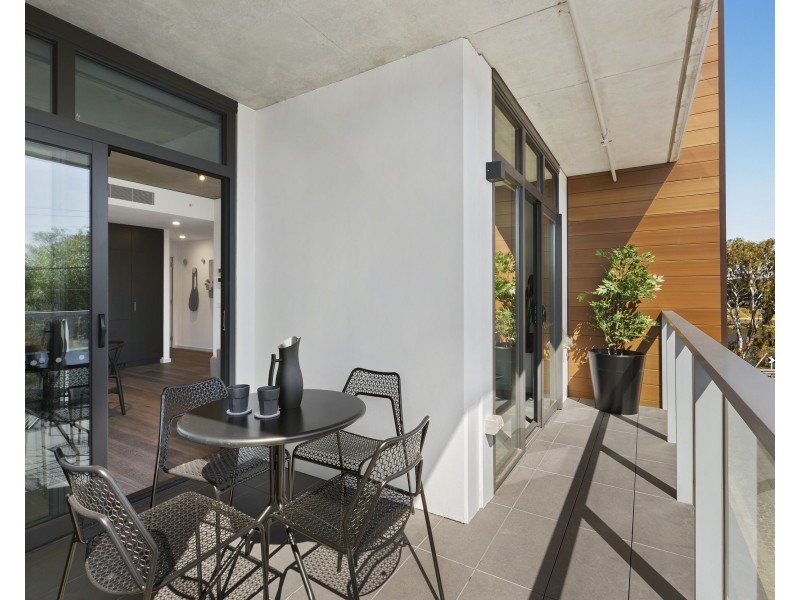 232/77 Hobsons Road, Kensington VIC 3031