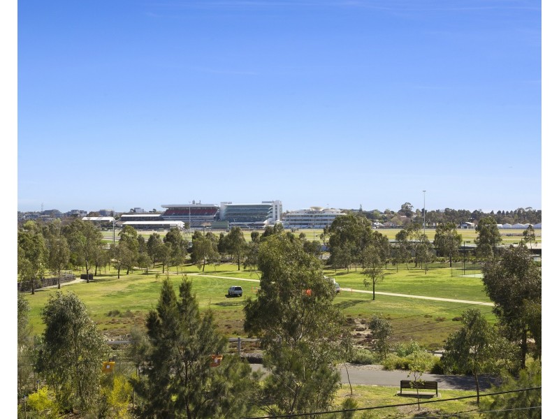 232/77 Hobsons Road, Kensington VIC 3031