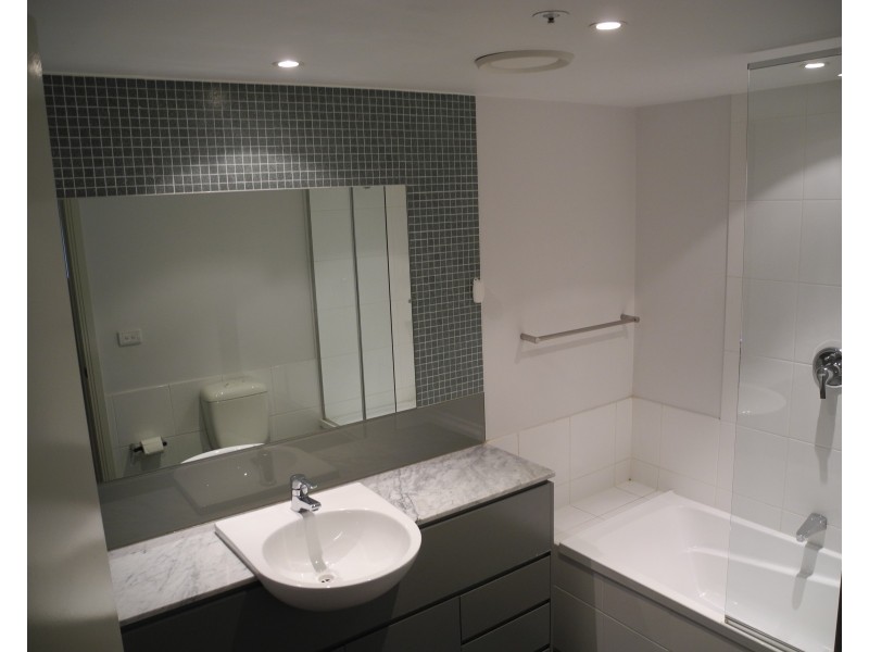 2111/222 Russell Street, Melbourne VIC 3000