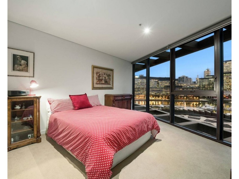 804/90 Lorimer Street, Docklands VIC 3008