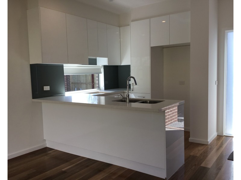 2/166 Raglan Street, Preston VIC 3072