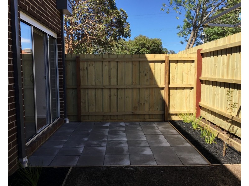 1/166 Raglan Street, Preston VIC 3072