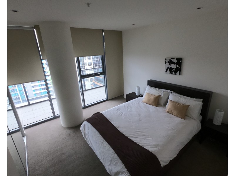 1203/55 Queens Road, Melbourne VIC 3004