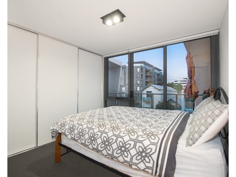 203/115 Nott Street, Port Melbourne VIC 3207