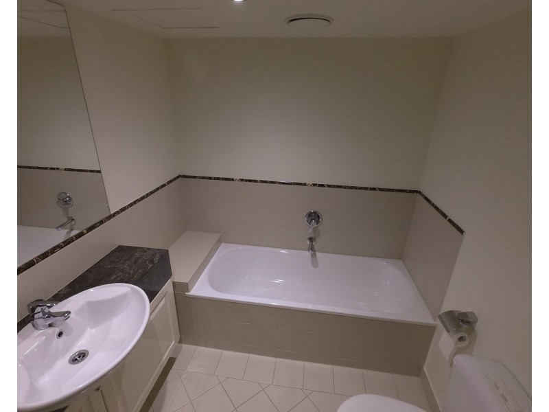 108/15 Queens Road, Melbourne VIC 3000