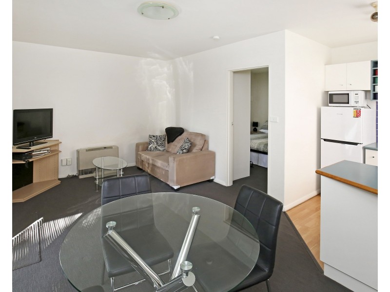 1/43 Barkly Street, Carlton VIC 3053
