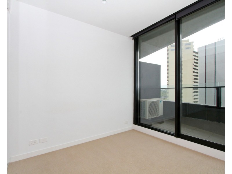 1811/50 Albert Road, South Melbourne VIC 3205