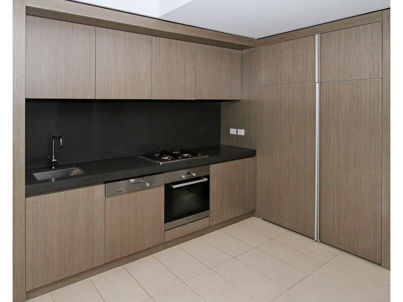 2401/50 Albert Road, South Melbourne VIC 3205