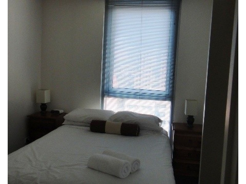 1109/620 Collins Street, Melbourne VIC 3000