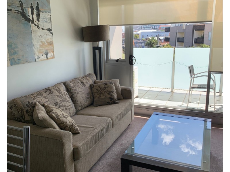 17/174 Peel Street, Windsor VIC 3181