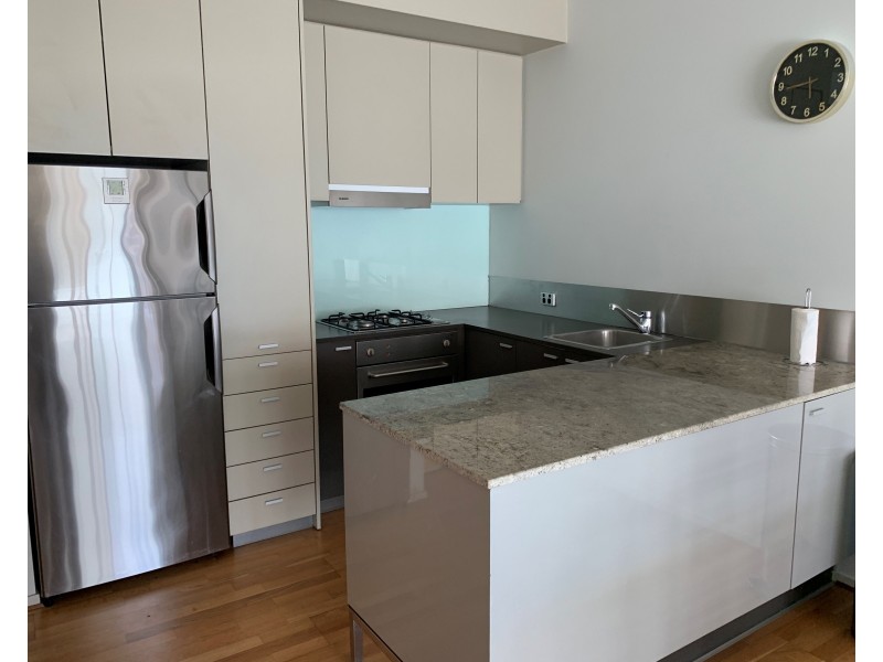 17/174 Peel Street, Windsor VIC 3181