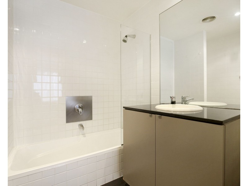 407/325 Collins Street, Melbourne VIC 3000