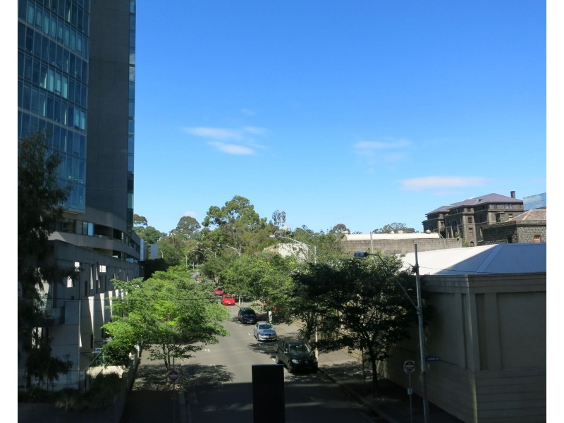 21/8 Wells Street, Southbank VIC 3006