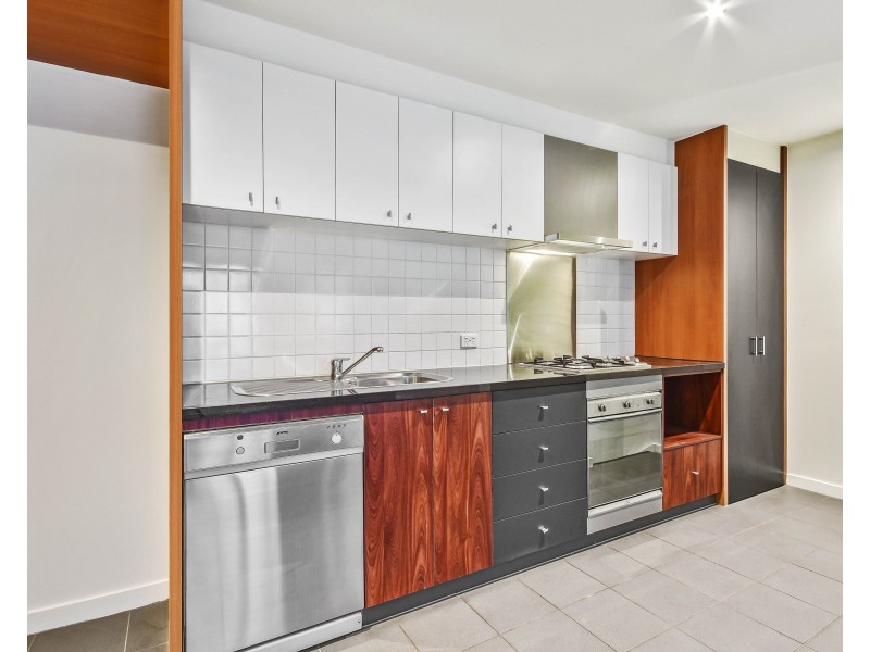 10/84 Trenerry Crescent, Abbotsford VIC 3067