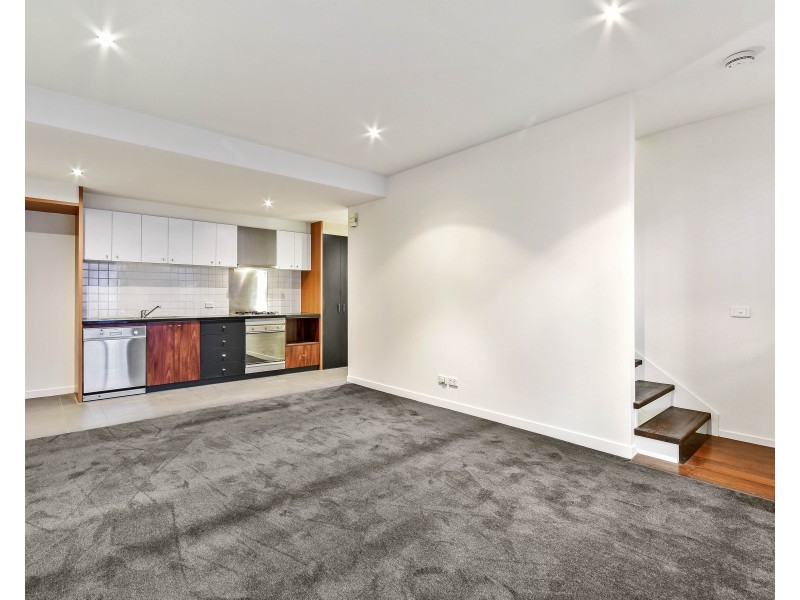 10/84 Trenerry Crescent, Abbotsford VIC 3067