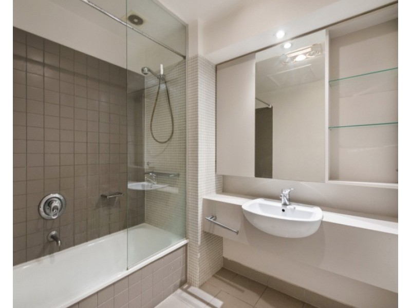 808/639 Little Bourke, Melbourne VIC 3000