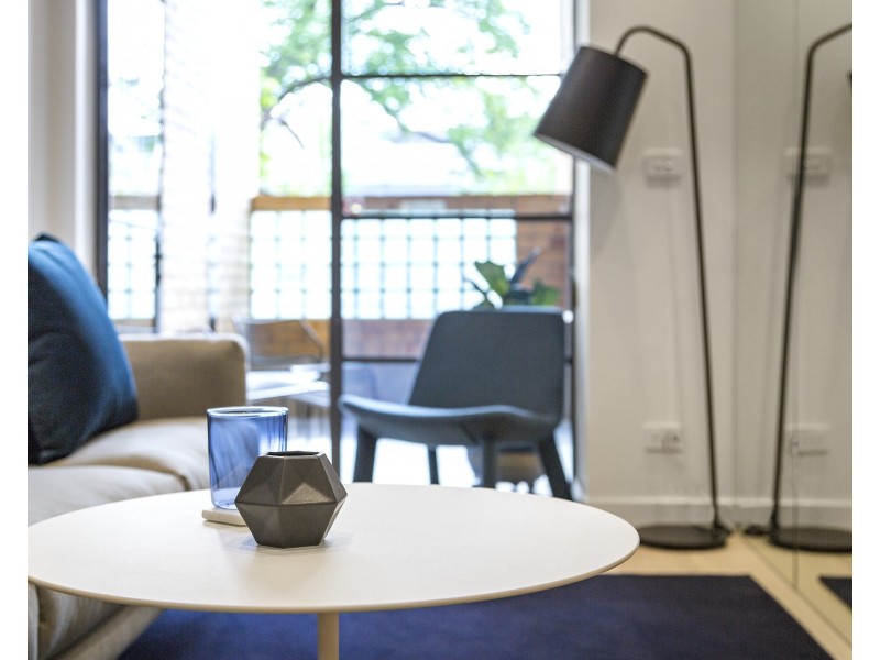 2/60 Simpson Street, East Melbourne VIC 3002