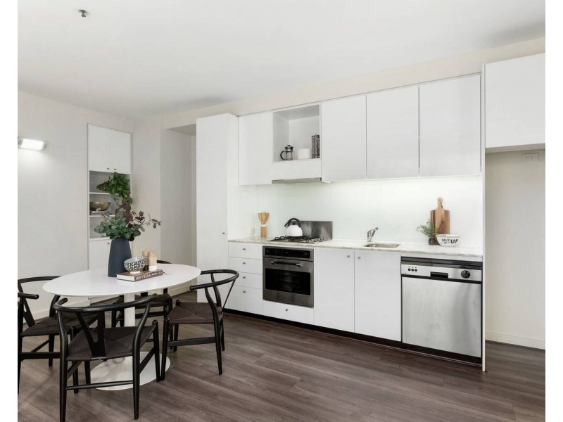 12/4-10 Bank Place, Melbourne VIC 3000