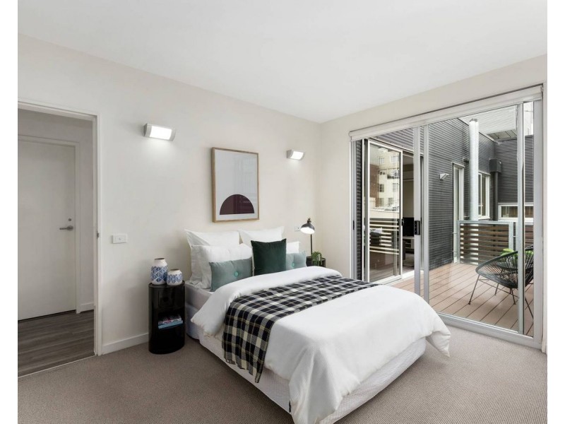 12/4-10 Bank Place, Melbourne VIC 3000