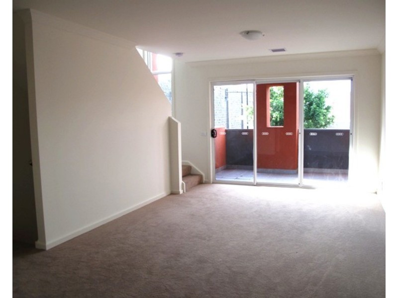 2/40-50 Stockade Avenue, Coburg VIC 3058