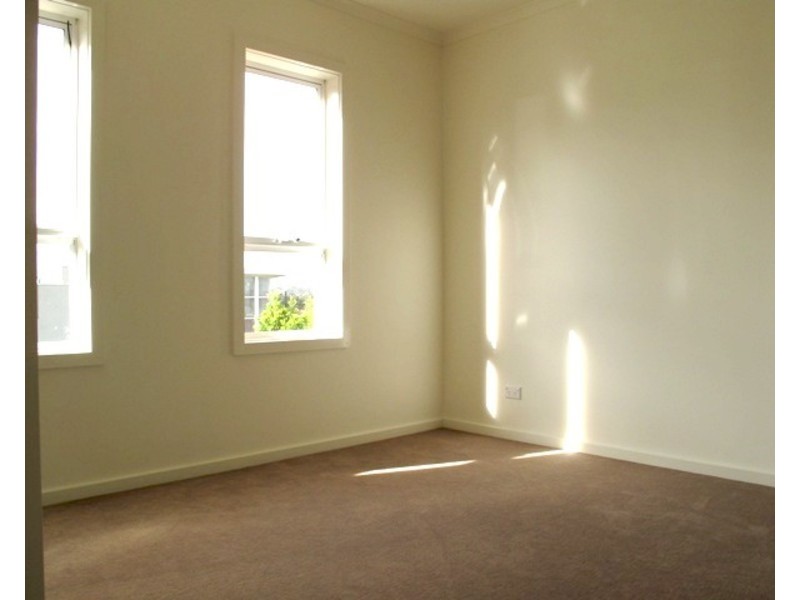 2/40-50 Stockade Avenue, Coburg VIC 3058