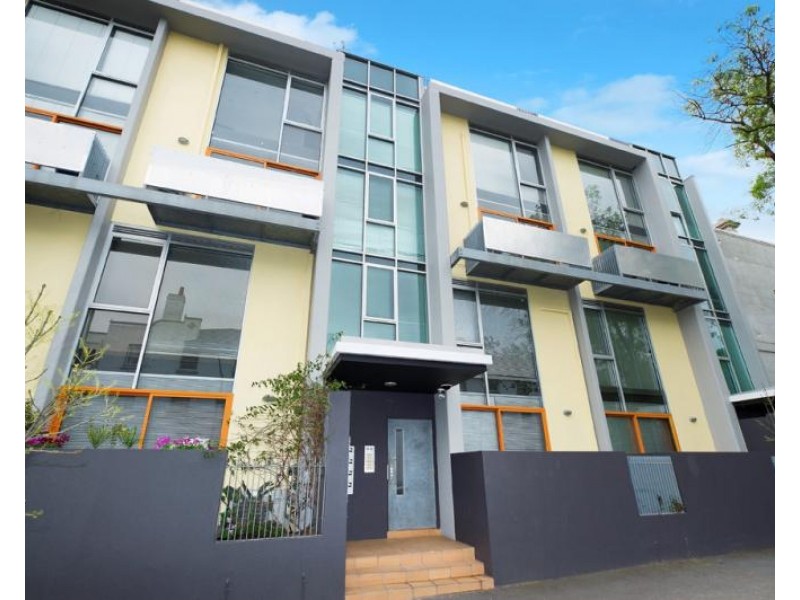 16/38 Fitzroy Street, St Kilda VIC 3182