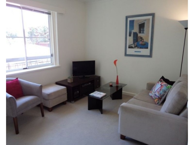 7/9 Foam Street, Elwood VIC 3184