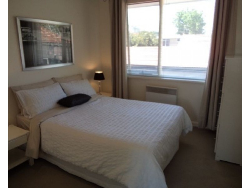 7/9 Foam Street, Elwood VIC 3184