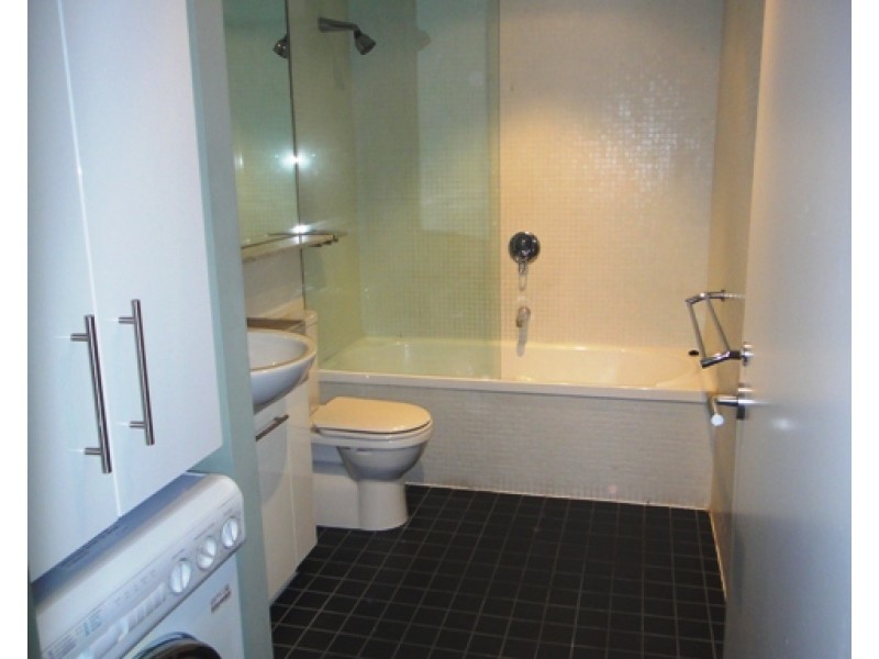 1002/225 Elizabeth Street, Melbourne VIC 3000