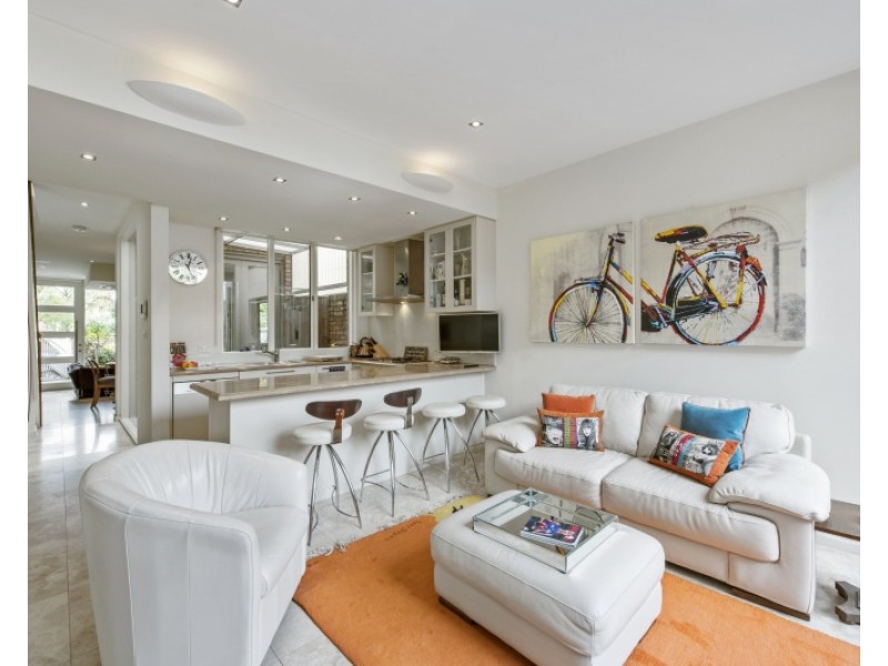 137 Simpson Street, East Melbourne VIC 3002