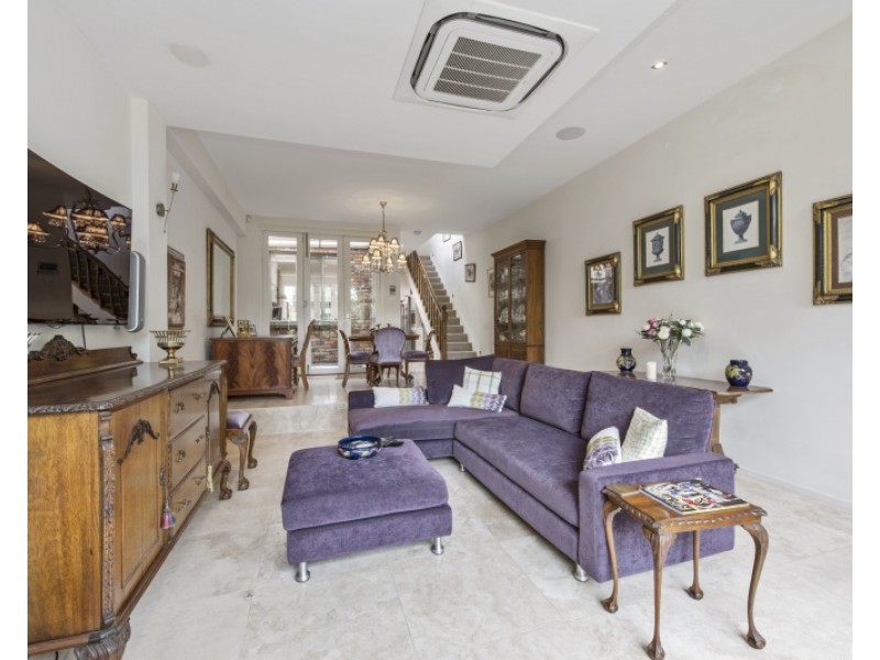 137 Simpson Street, East Melbourne VIC 3002