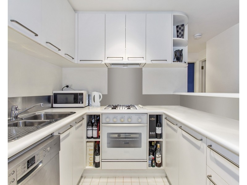 64B/211 Wellington Parade South, East Melbourne VIC 3002