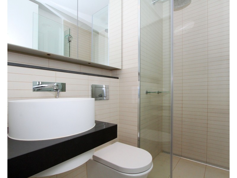 1702/50 Albert Road, South Melbourne VIC 3205