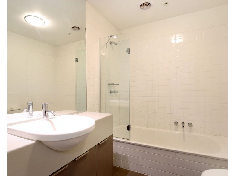 11.4/285 City Road, Southbank VIC 3006