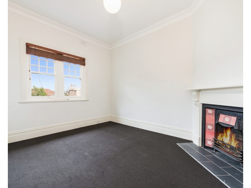 10/17 Charnwood Crescent, St Kilda VIC 3182