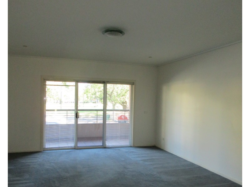 2/18 Dudley Street, West Melbourne VIC 3003