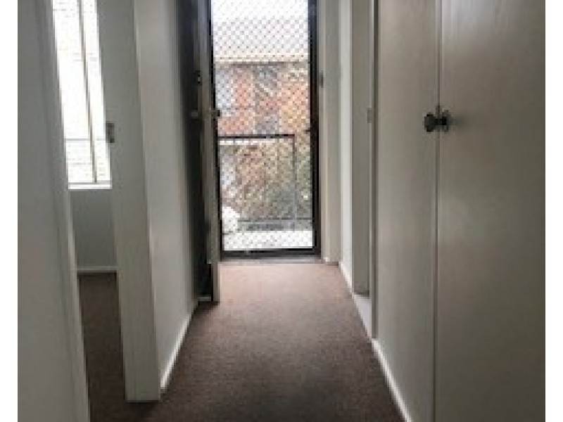 5/16 Lyon Street, Essendon VIC 3040