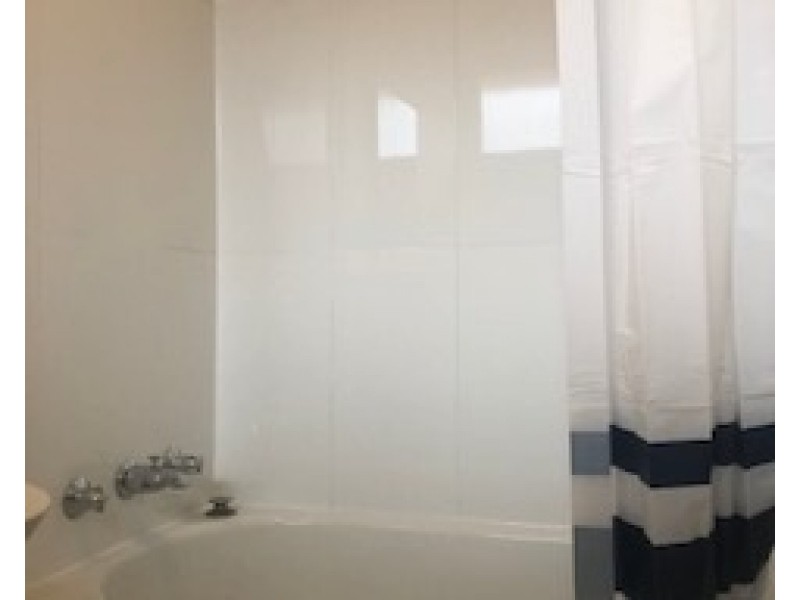 5/16 Lyon Street, Essendon VIC 3040