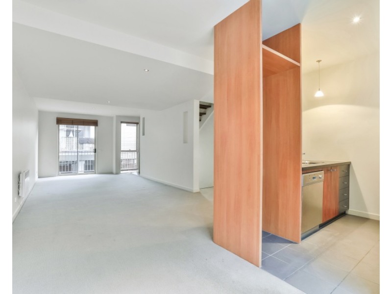 42/84 Trenerry Crescent, Abbotsford VIC 3067