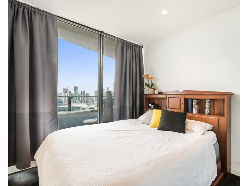 2404/50 Albert Road, South Melbourne VIC 3205