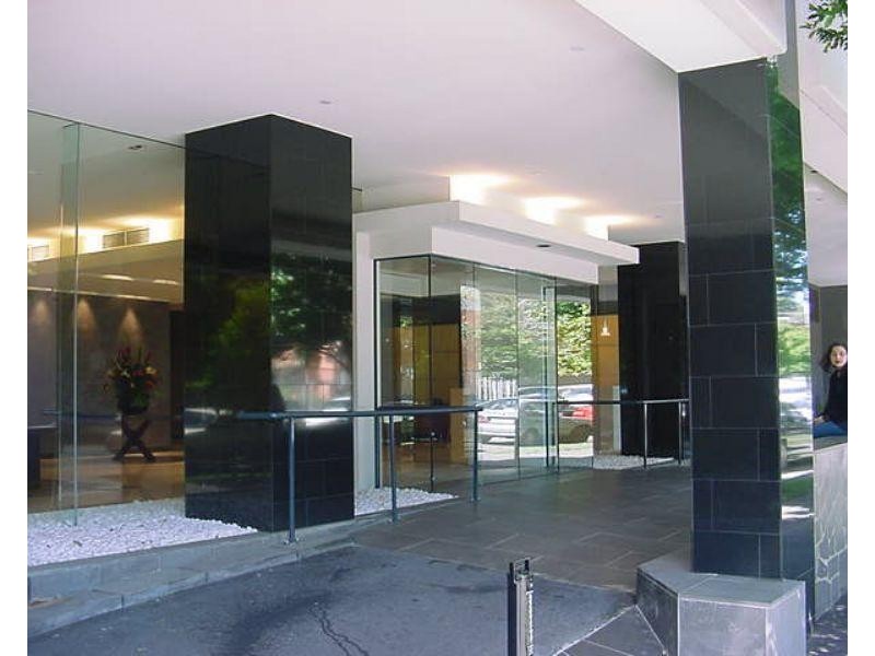 1703/80 Clarendon Street, South Melbourne VIC 3205