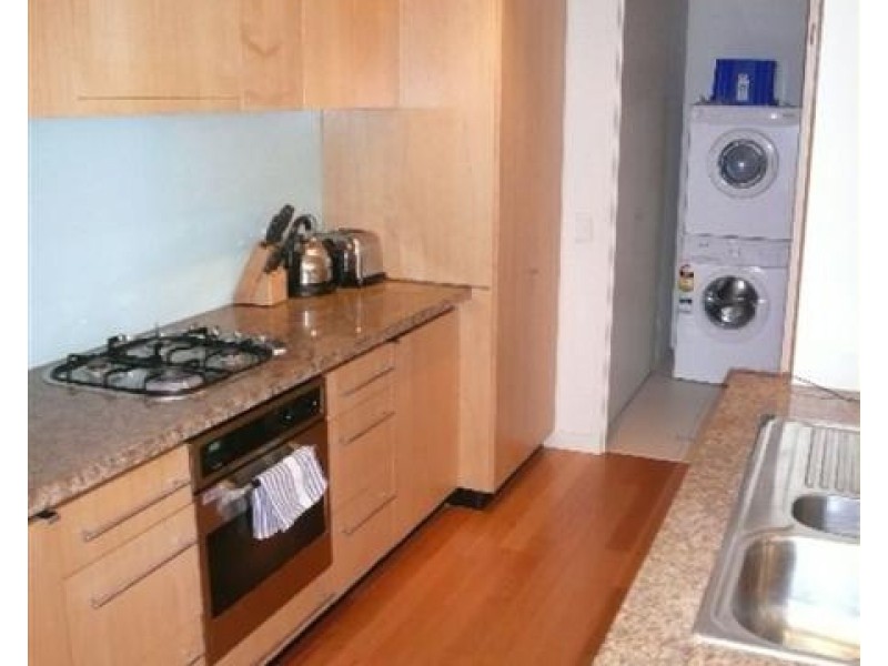 1703/80 Clarendon Street, South Melbourne VIC 3205