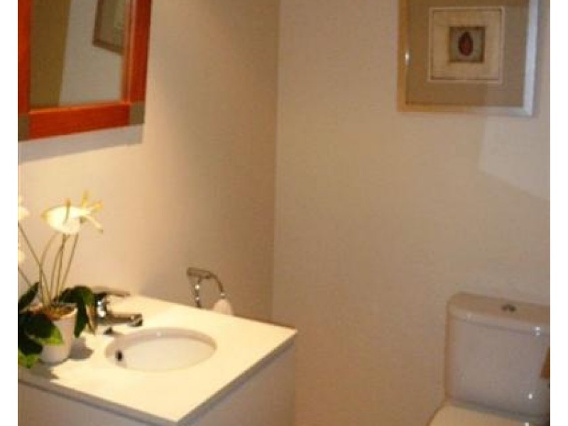 1703/80 Clarendon Street, South Melbourne VIC 3205