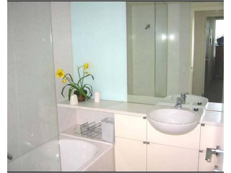 1703/80 Clarendon Street, South Melbourne VIC 3205