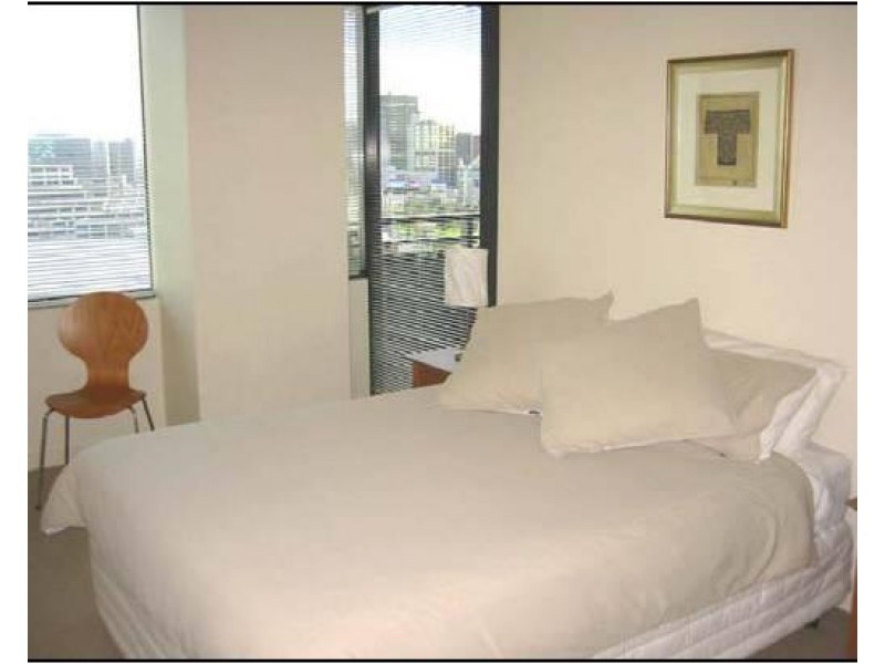 1703/80 Clarendon Street, South Melbourne VIC 3205